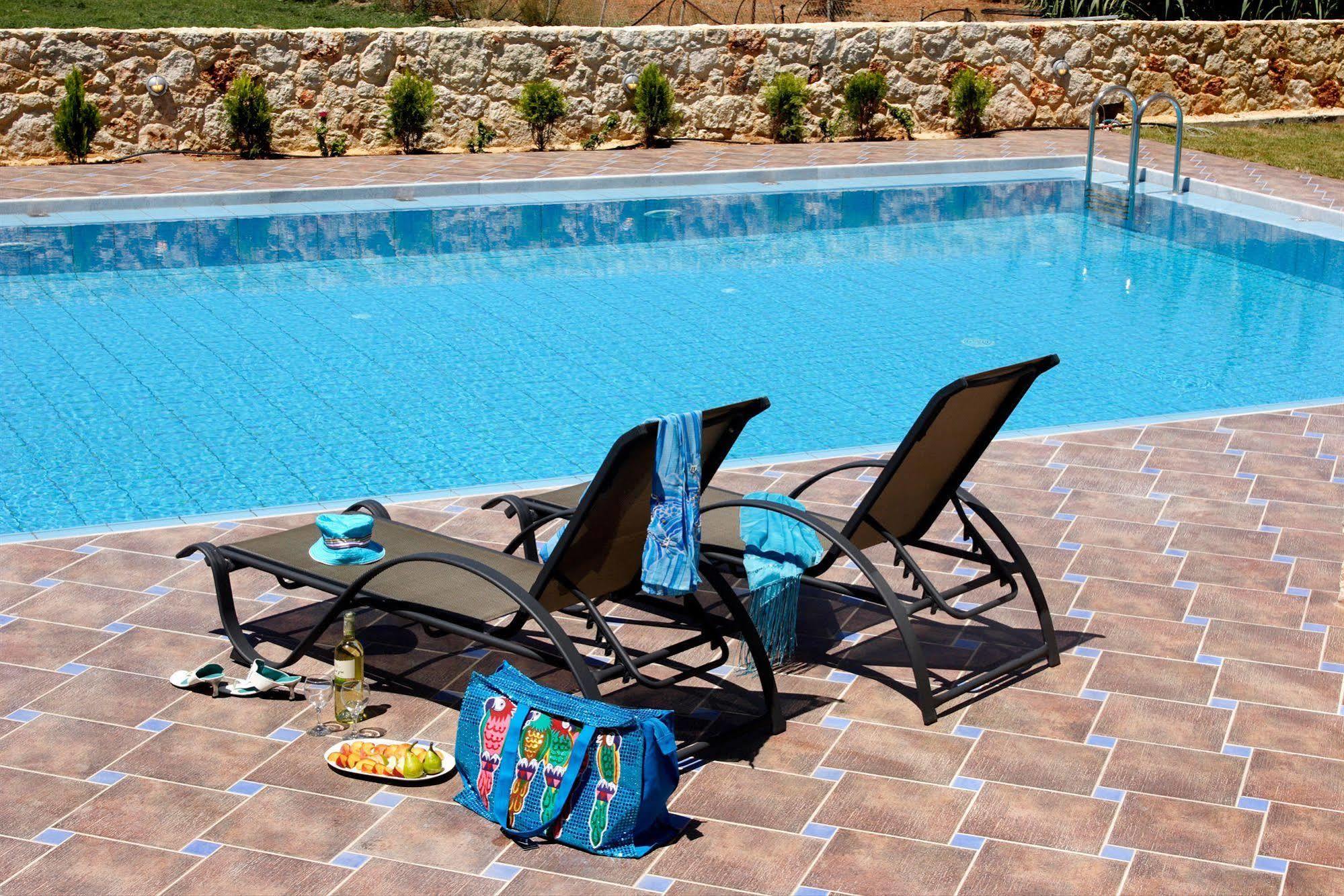 Tavronitis Theros Hotel المظهر الخارجي الصورة